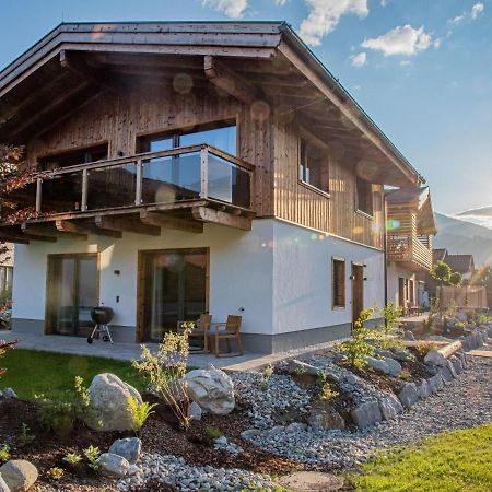 Apartment In Wald Im Pinzgau With A Carport Esterno foto
