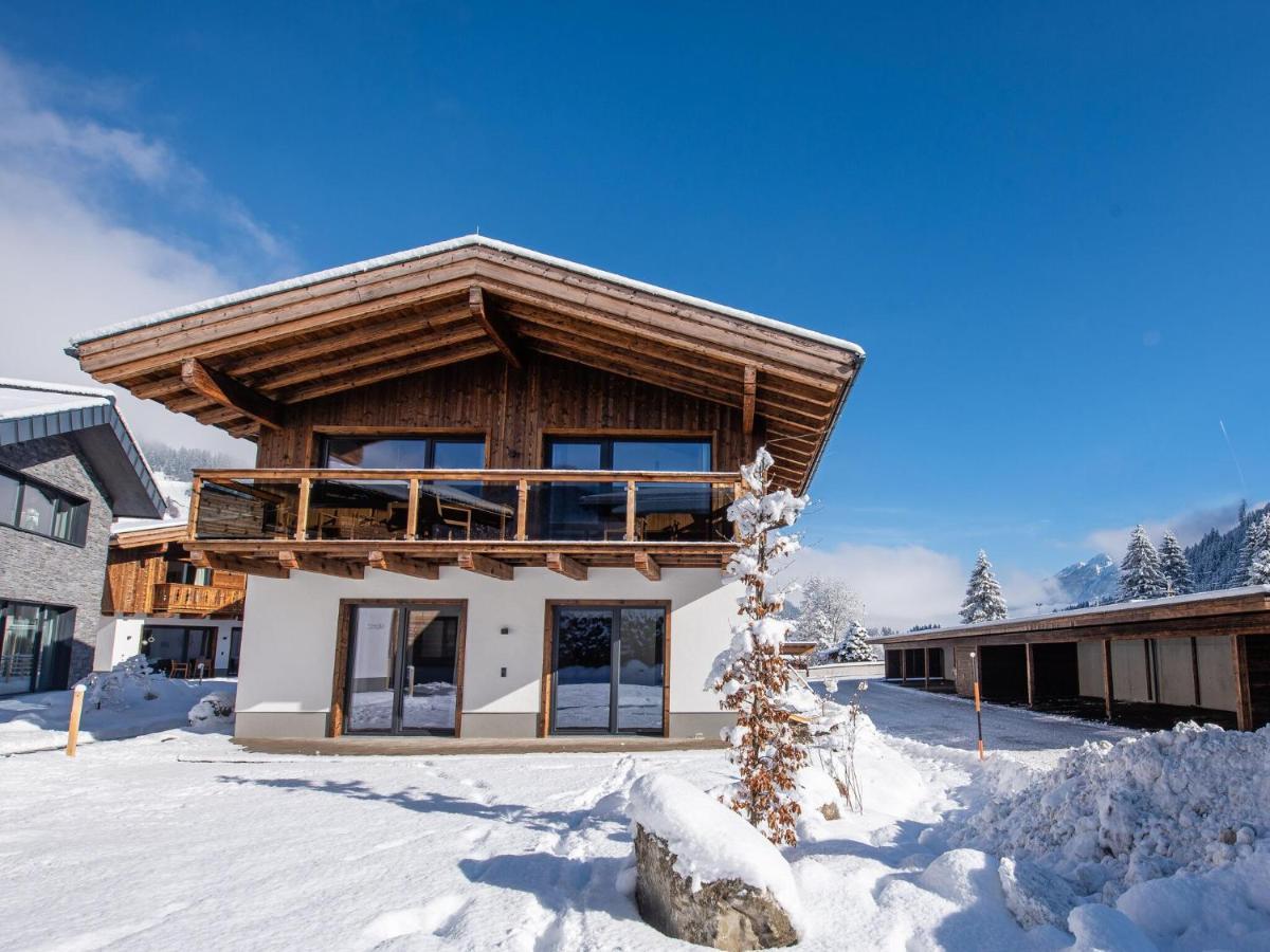 Apartment In Wald Im Pinzgau With A Carport Esterno foto